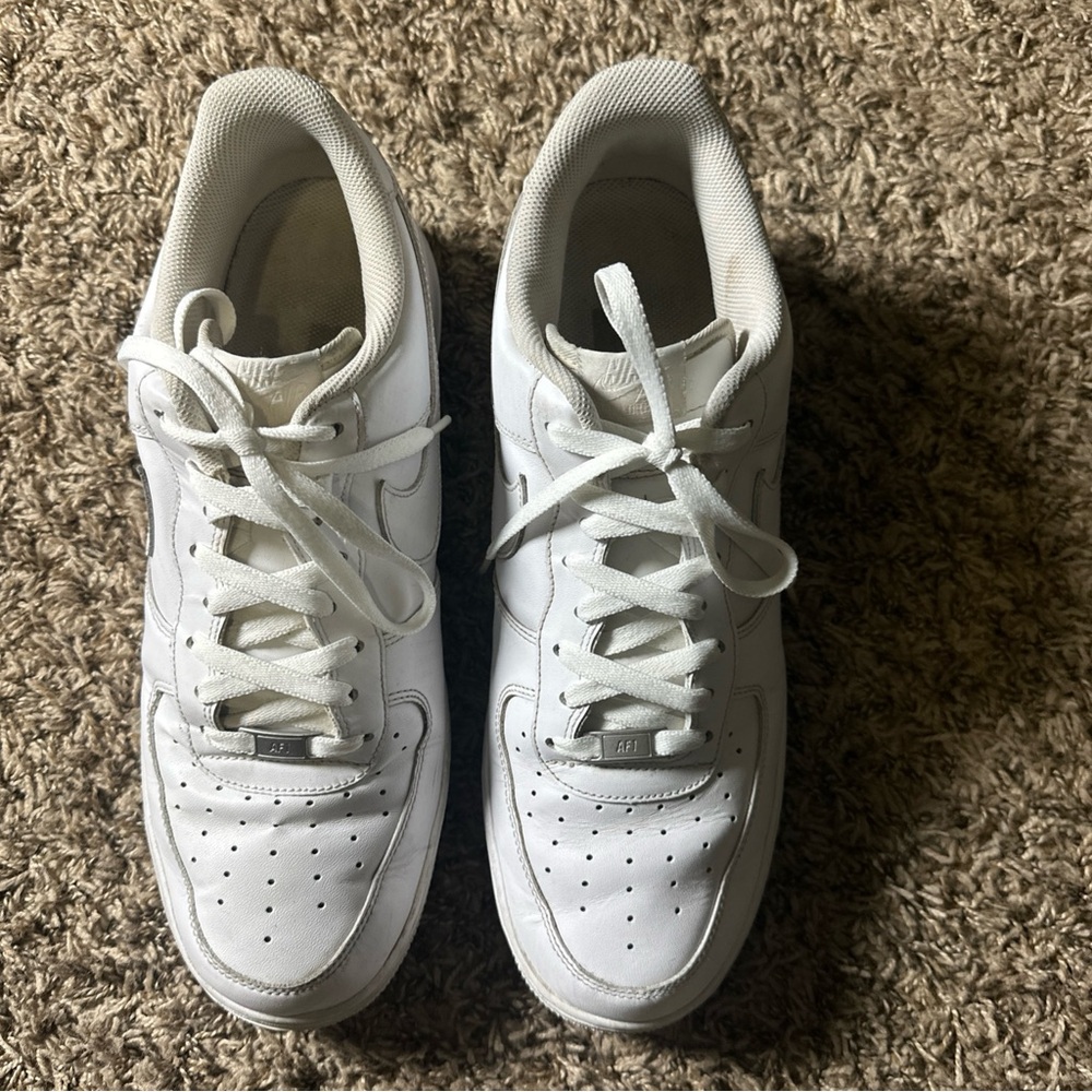 Nike Air Force 1 White Low-Top Leather Sneakers size 14 - Picture 3 of 8